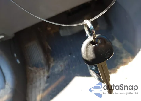 2005 Hyundai Tucson из США, поврежденный, VIN KM8JM72V95U132197